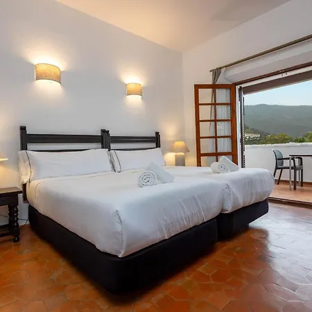 Hotel Tugasa Truchas El Bosque
