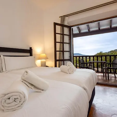 Hotel Tugasa Truchas