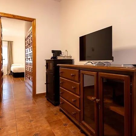 Hotel Tugasa Truchas 2*